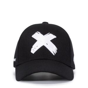 gorra negra cruz blanca